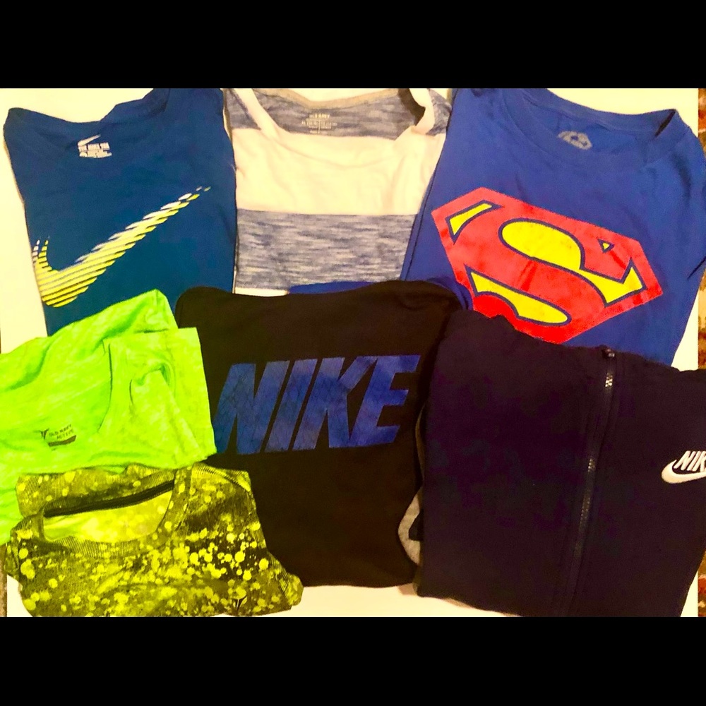 Boys bundle of tees/hoodies XL Nike athletic bundle navy blue superhero dri fit